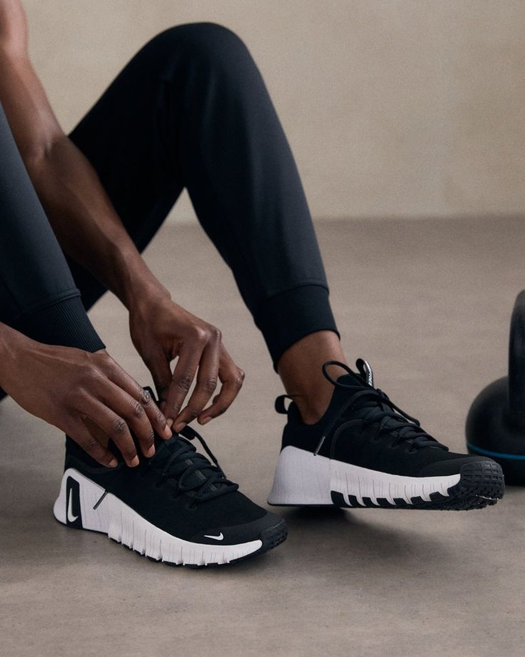 Nike Metcon Free 6 "Black And White"