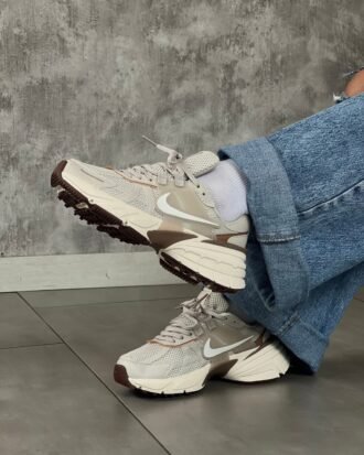 Nike V2K Run "Cream"