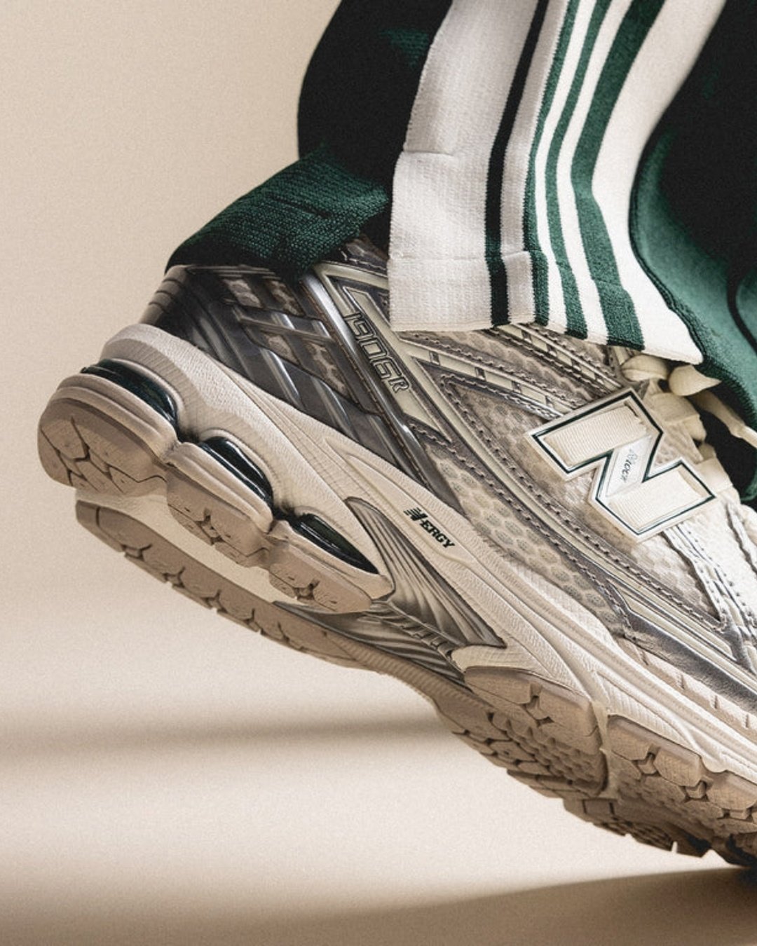 New Balance 1906 "beige and green" - Imagen 2