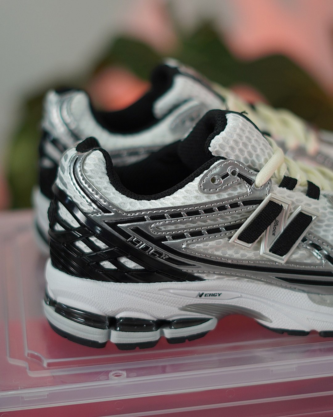 New Balance 1906 "Silver Black" - Imagen 2