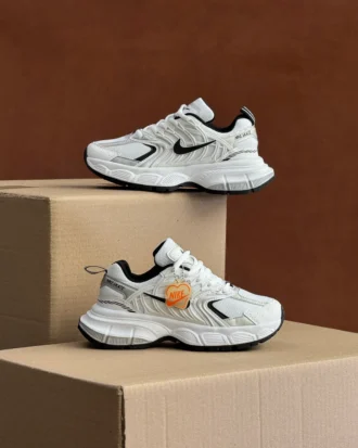 Nike Skate V2 “White And Black"